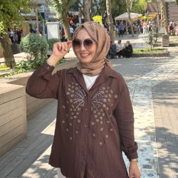 İNCİ GÖMLEK KAHVE