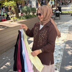 İNCİ GÖMLEK MÜRDÜM