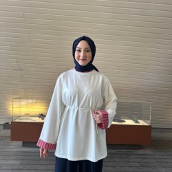 ÇİZGİ GARNİLİ BAĞLAMALI SWEAT BEYAZ