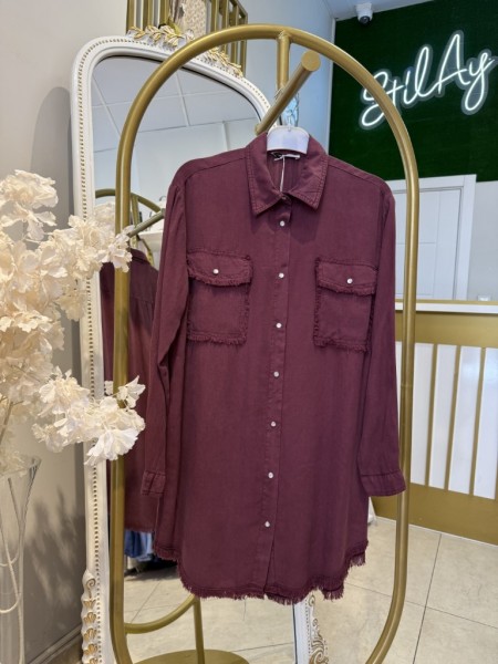 CEPLİ PÜSKÜL DETAYLI TENSEL GÖMLEK BORDO