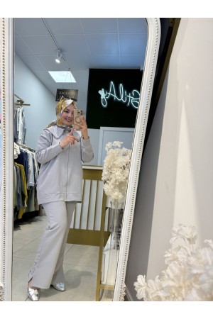 GEMİCİ YAKA TAŞ DETAYLI TAKIM GRİ