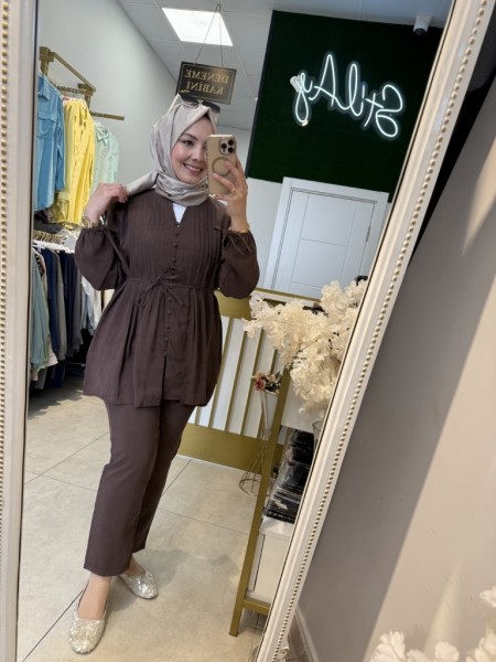 NERVÜR DİKİŞ DETAYLI TAKIM KAHVE