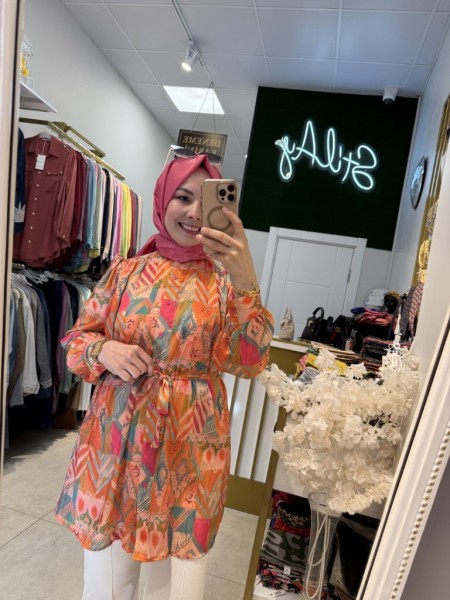 İPEK DESENLİ GÖMLEK