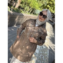 ÖZEL TASARIM BONCUK İŞLEMELİ BÜZGÜLÜ KAP VİZON