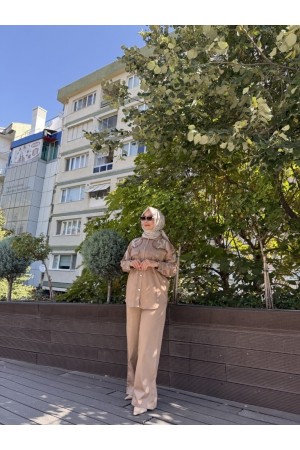 ÖZEL TASARIM BONCUK İŞLEMELİ CEPLİ TAKIM TOPRAK