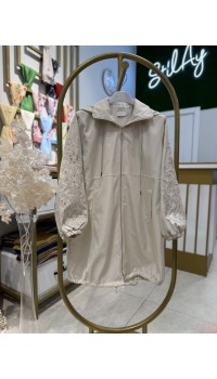 TAŞLI VE NAKIŞ DETAYLI KAPÜŞONLU KAP TAŞ