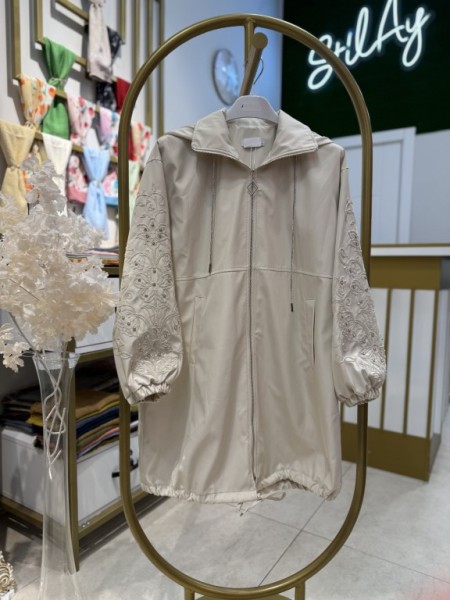 TAŞLI VE NAKIŞ DETAYLI KAPÜŞONLU KAP TAŞ