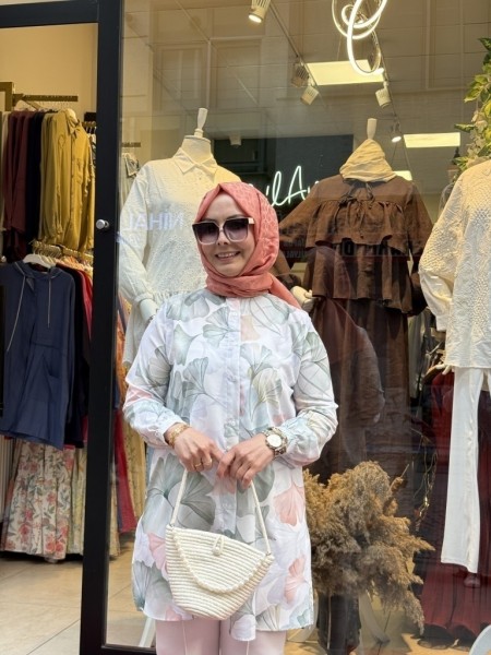 YAPRAK DESENLİ GÖMLEK 