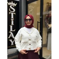 ETEK ÜSTÜ KAPŞONLU ANGORA HIRKA BEYAZ